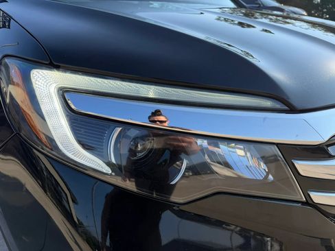 Used 2017 Honda Pilot Elite image 68