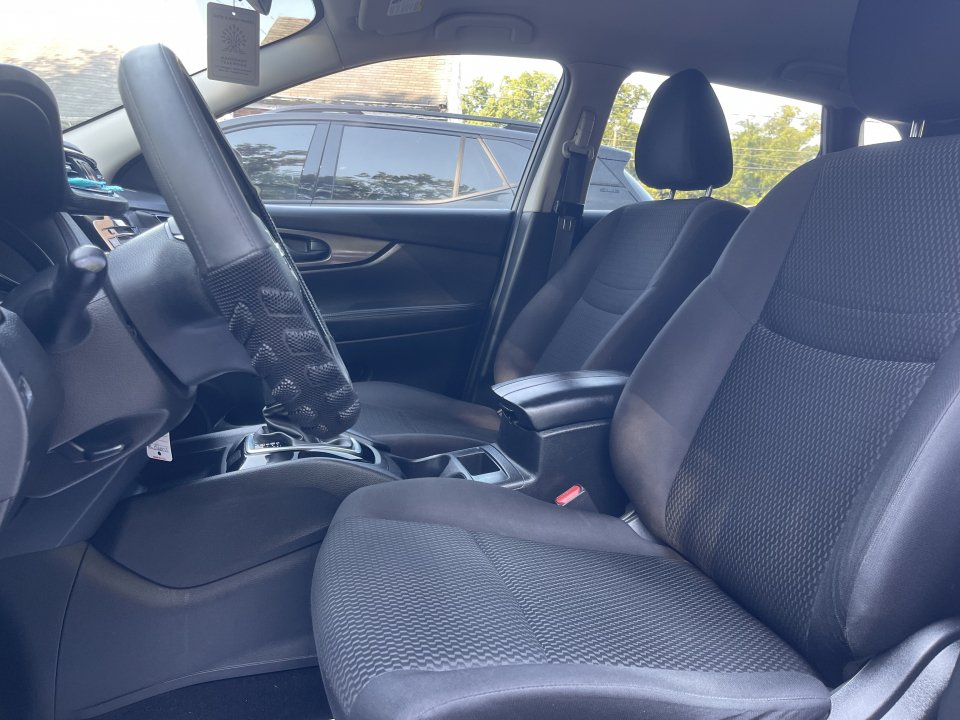 Used 2019 Nissan Rogue Sport S AWD/4WD image 11