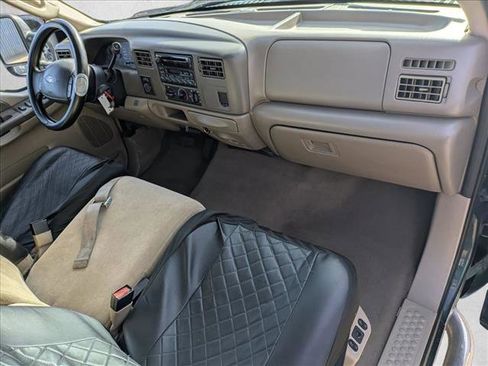 Used 2003 Ford F250 XLT image 18
