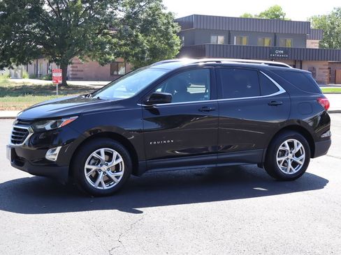 Used 2020 Chevrolet Equinox LT AWD/4WD image 10