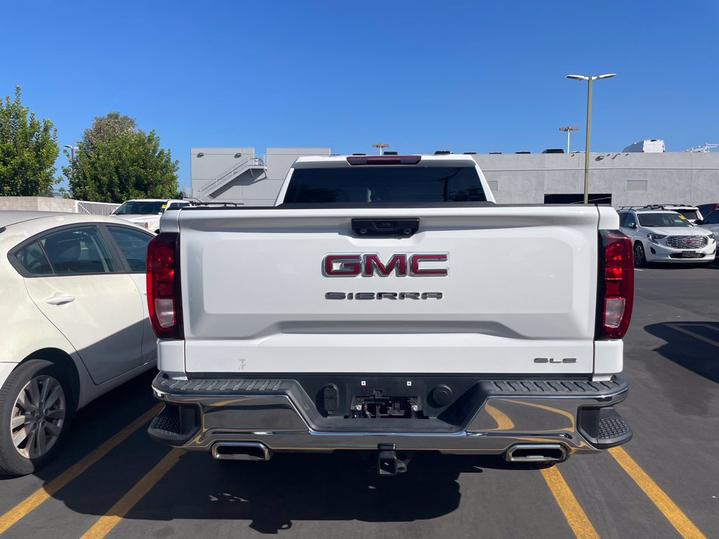 Used 2023 GMC Sierra 1500 SLE AWD/4WD image 3