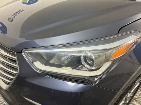 Used 2018 Hyundai Santa Fe SE AWD/4WD image 34