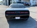 Used 2016 Dodge Challenger SXT image 4