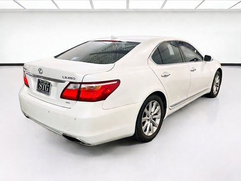 Used 2010 Lexus LS 460 AWD w/ Comfort Pkg image 4