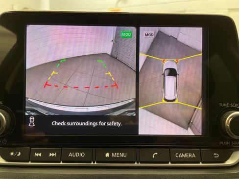 Used 2021 Nissan Rogue SV FWD image 18