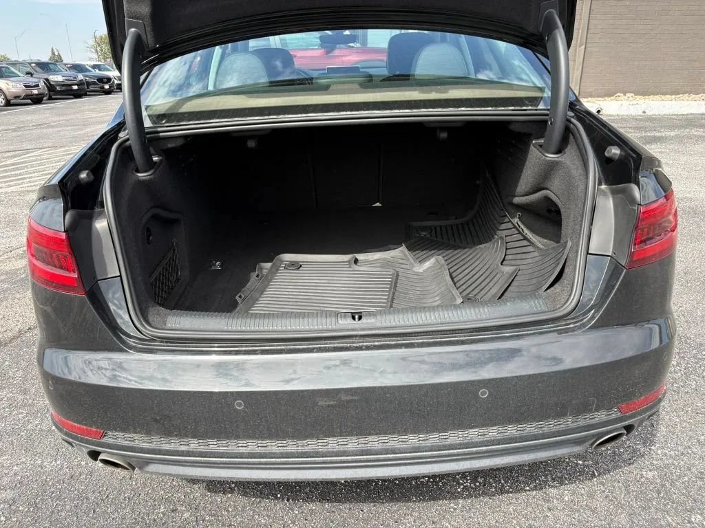 Used 2017 Audi A4 2.0T Premium Plus w/ Premium Plus Package AWD/4WD image 9