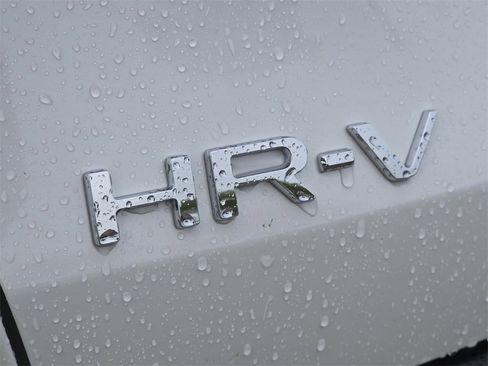 New 2026 Honda HR-V LX image 11