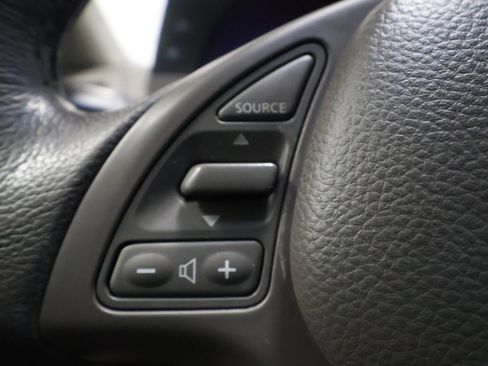 Used 2011 INFINITI G37 Journey w/ Premium Pkg image 19