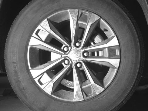 Used 2025 Chevrolet Equinox LT image 13