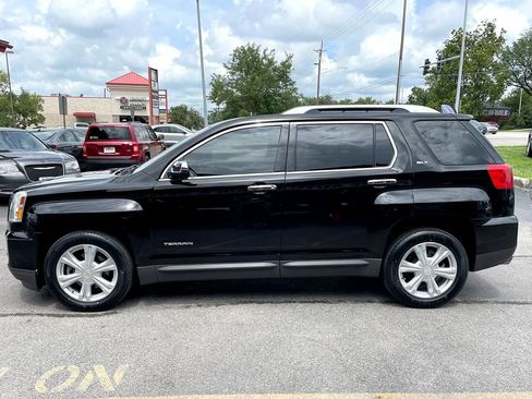 Used 2017 GMC Terrain SLT image 3