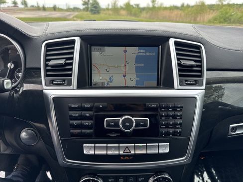 Used 2016 Mercedes-Benz GL 450 4MATIC image 13