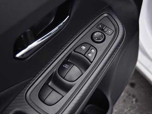 New 2025 Nissan Versa SV w/ Trunk Package image 9