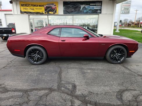 Used 2018 Dodge Challenger R/T Plus image 2