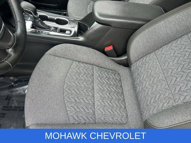 Used 2023 Chevrolet Equinox LT AWD/4WD image 18