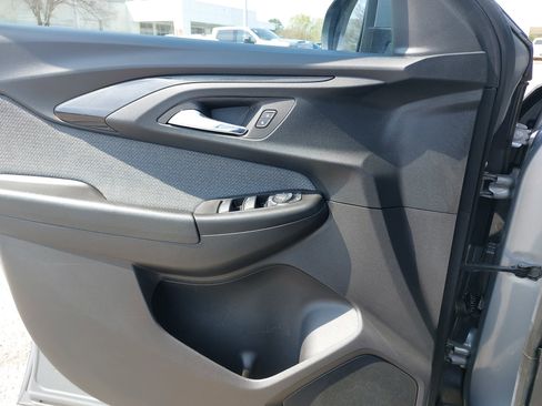 Used 2023 Chevrolet TrailBlazer LT image 29