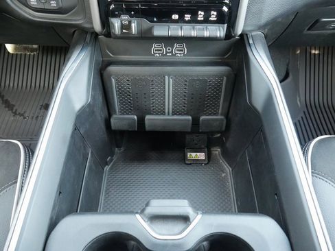 Used 2025 RAM 2500 Laramie w/ Night Edition image 25