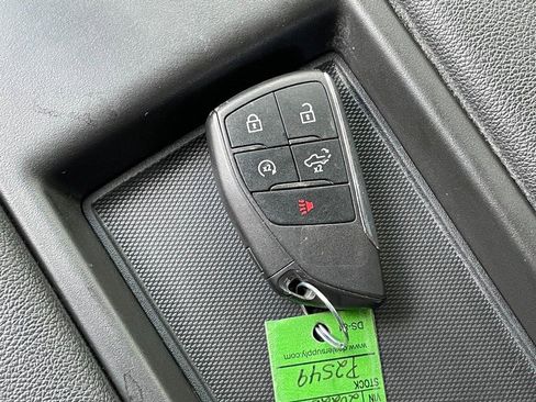 Used 2023 GMC Sierra 1500 Elevation image 44