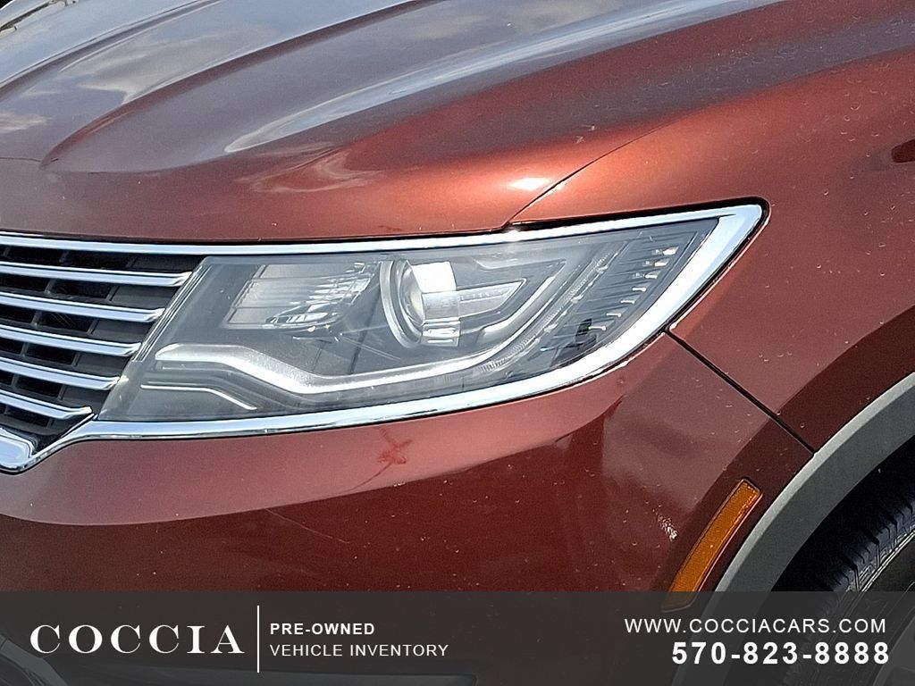 Used 2016 Lincoln MKX Reserve w/ Climate Package AWD/4WD image 9