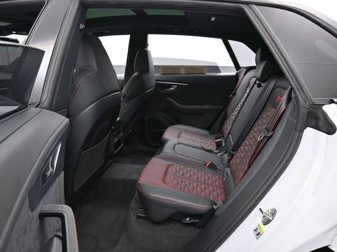 Used 2026 Audi RS Q8 performance AWD/4WD image 40