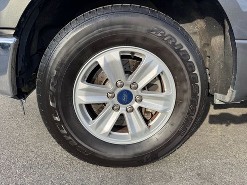 Used 2015 Ford F150 XLT image 7