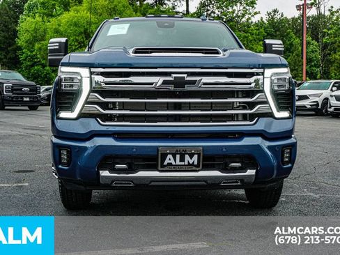 Used 2024 Chevrolet Silverado 3500 High Country w/ High Country Premium Package AWD/4WD image 10