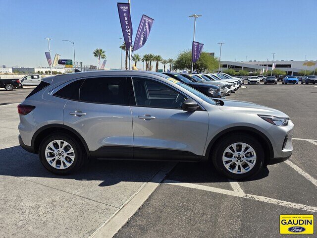 Certified 2023 Ford Escape Active FWD image 8