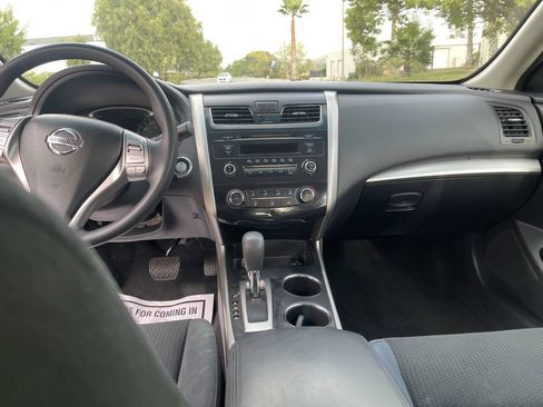 Used 2015 Nissan Altima 2.5 S FWD image 13