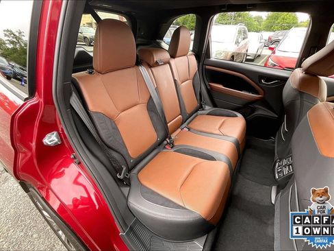 Certified 2025 Subaru Forester Touring w/ Popular Package - Touring AWD/4WD image 21