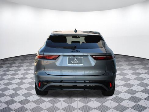 Used 2025 Jaguar F-PACE R-Dynamic S image 10