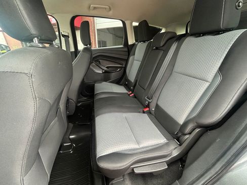 Used 2018 Ford Escape SE w/ SE Sync 3 Package image 29