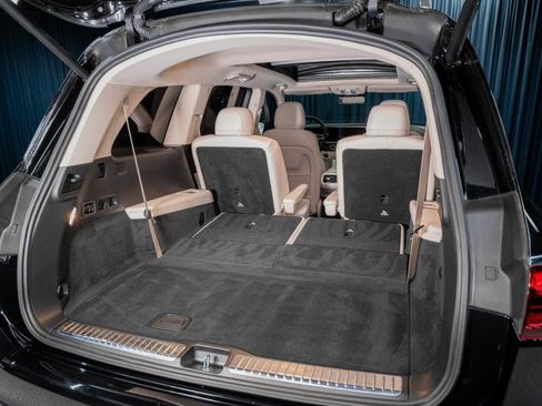 Certified 2026 Mercedes-Benz GLS 450 4MATIC image 8
