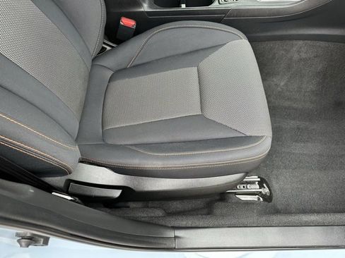 Used 2022 Subaru Crosstrek 2.0i Premium image 12