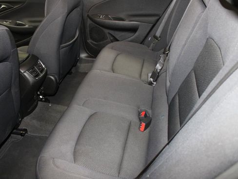 Used 2024 Chevrolet Malibu LT FWD image 16