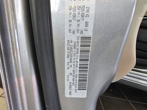 Used 2019 Dodge Grand Caravan SXT image 37