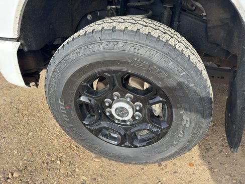 Used 2024 Ford F350 XL w/ STX Appearance Package AWD/4WD image 12