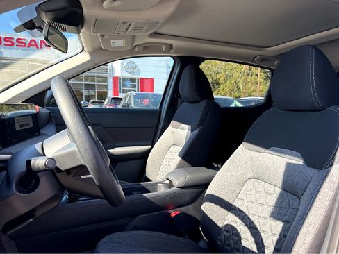 New 2026 Nissan Kicks SV w/ SV Premium Package FWD image 17