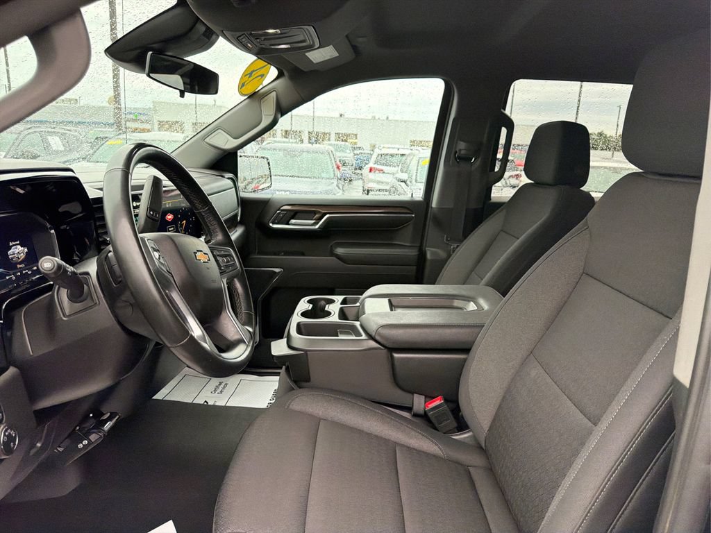 Used 2024 Chevrolet Silverado 1500 LT AWD/4WD image 19