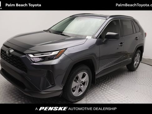 Certified 2025 Toyota RAV4 LE AWD/4WD image 1