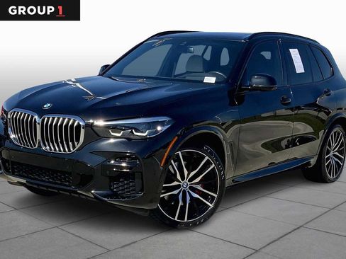 Used 2022 BMW X5 xDrive40i w/ M Sport Package image 1