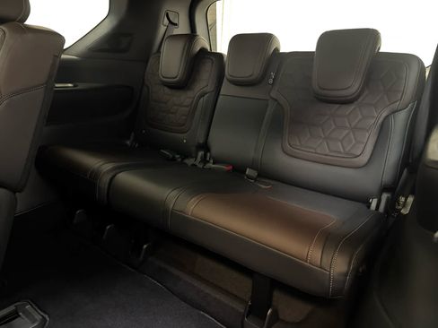 Certified 2026 Nissan Armada Platinum Reserve AWD/4WD image 19