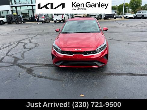 Used 2024 Kia Forte LXS FWD image 2