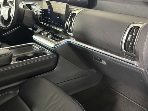 Used 2025 Ford Expedition Platinum w/ Stealth Performance Package image 15