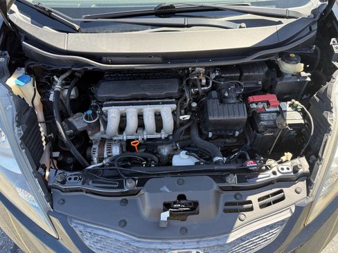 Used 2011 Honda Fit image 28