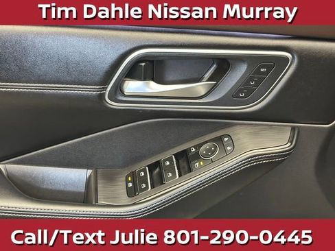 Used 2023 Nissan Rogue Platinum w/ Platinum Premium Package AWD/4WD image 22