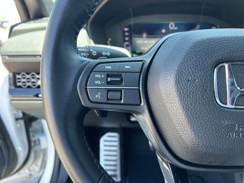 Used 2024 Honda Accord Sport image 17