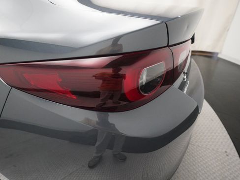 Used 2024 MAZDA MAZDA3 s image 32