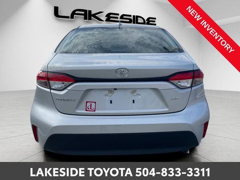 Used 2024 Toyota Corolla LE image 6