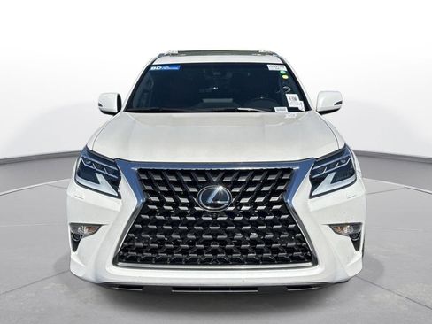 Used 2023 Lexus GX 460 Luxury w/ Accessory Package image 3