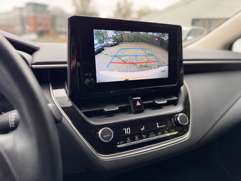 Used 2023 Toyota Corolla LE FWD image 15
