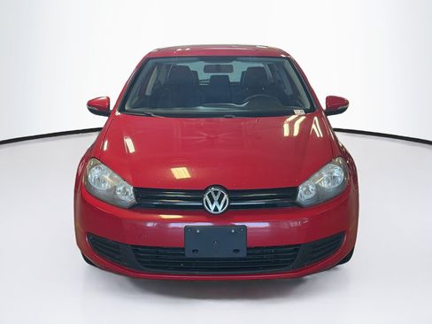 Used 2012 Volkswagen Golf 2-Door FWD image 2